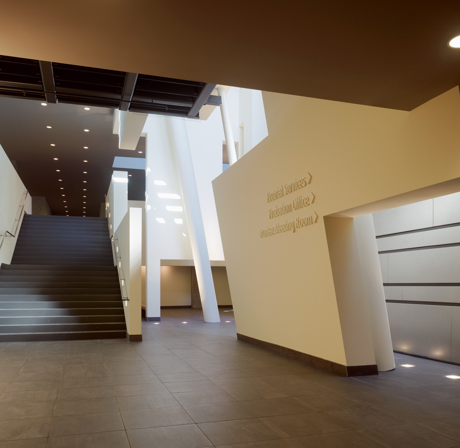 RF0217 Wayne Lyman Morse Courthouse United States > Modular length (inch)