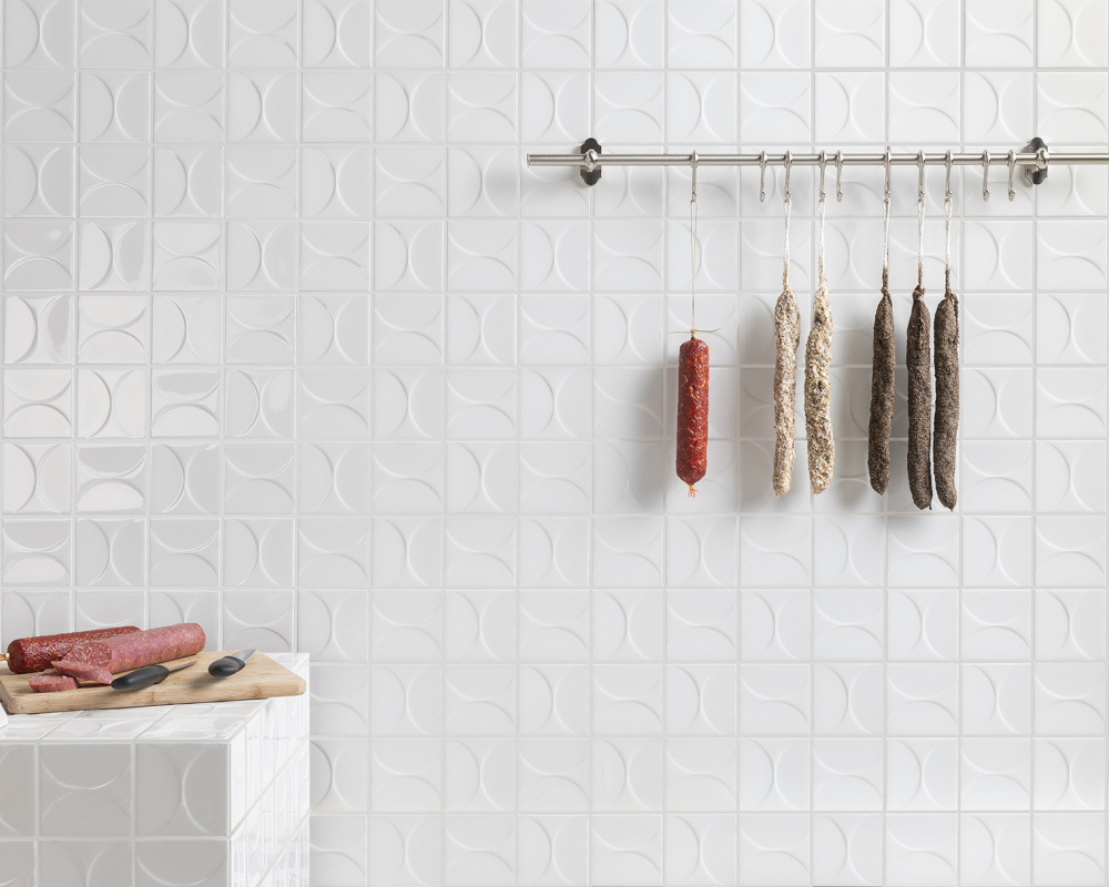 Ｍ08/0111a02 KOSE (コゼ) - パネル 55/55 ホワイト KOSE - パネル TEXTURE STUCCO 100/100 ホワイト | カッシーナ